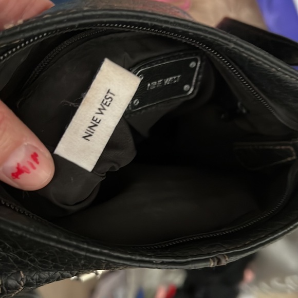 Nine West, black leather crossbody, small bag - Picture 3 of 12